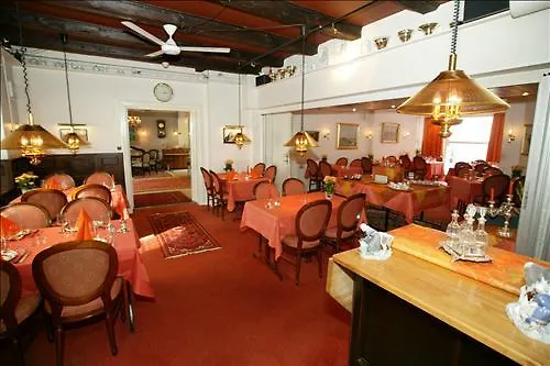 瓦埃勒公园bb酒店